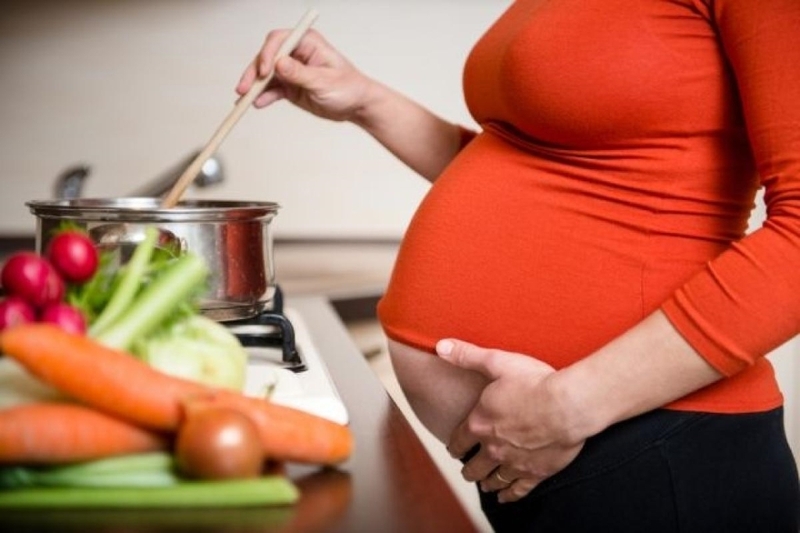 Cháo gói ăn liền không thể đáp ứng đầy đủ dinh dưỡng cho bà bầu